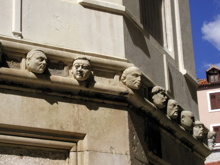 Дома в Шибеник, Хорватия. Фото 17 – фотографии Хорватии