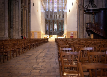 Внутри Шартрского собора – фотографии Франции