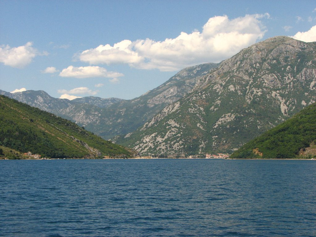 Горы в Которском заливе, Черногория. Фото 1 – фотографии Черногории