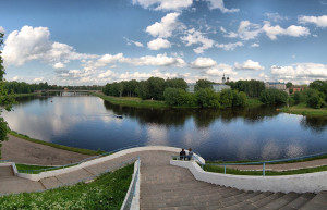 Набережная в Великие Луки, Россия. Фото 1 – фотографии России