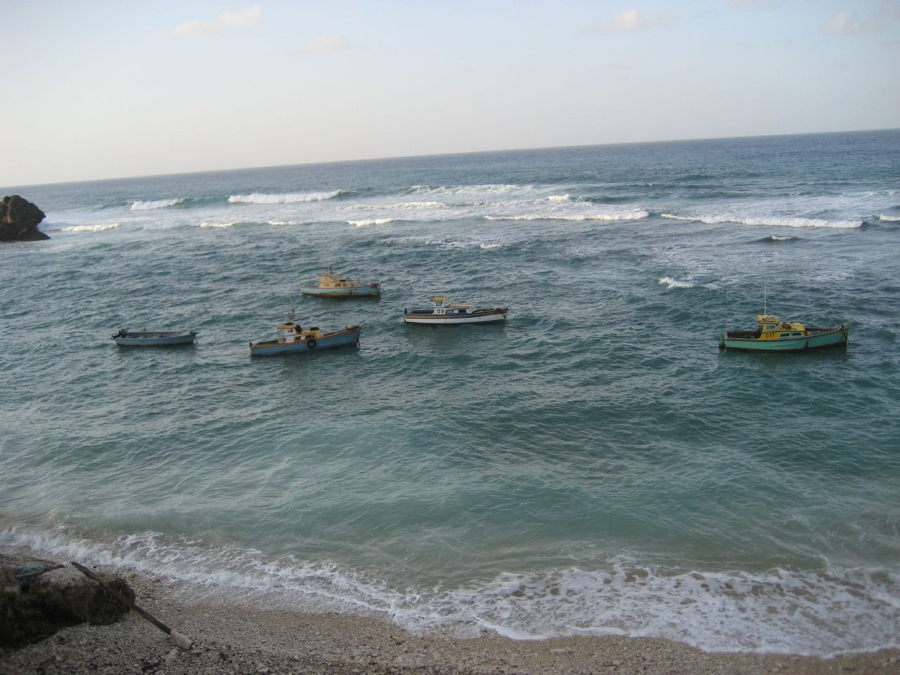 Лодки на Восточном побережье, Барбадос. Фото 1 – фотографии Барбадоса