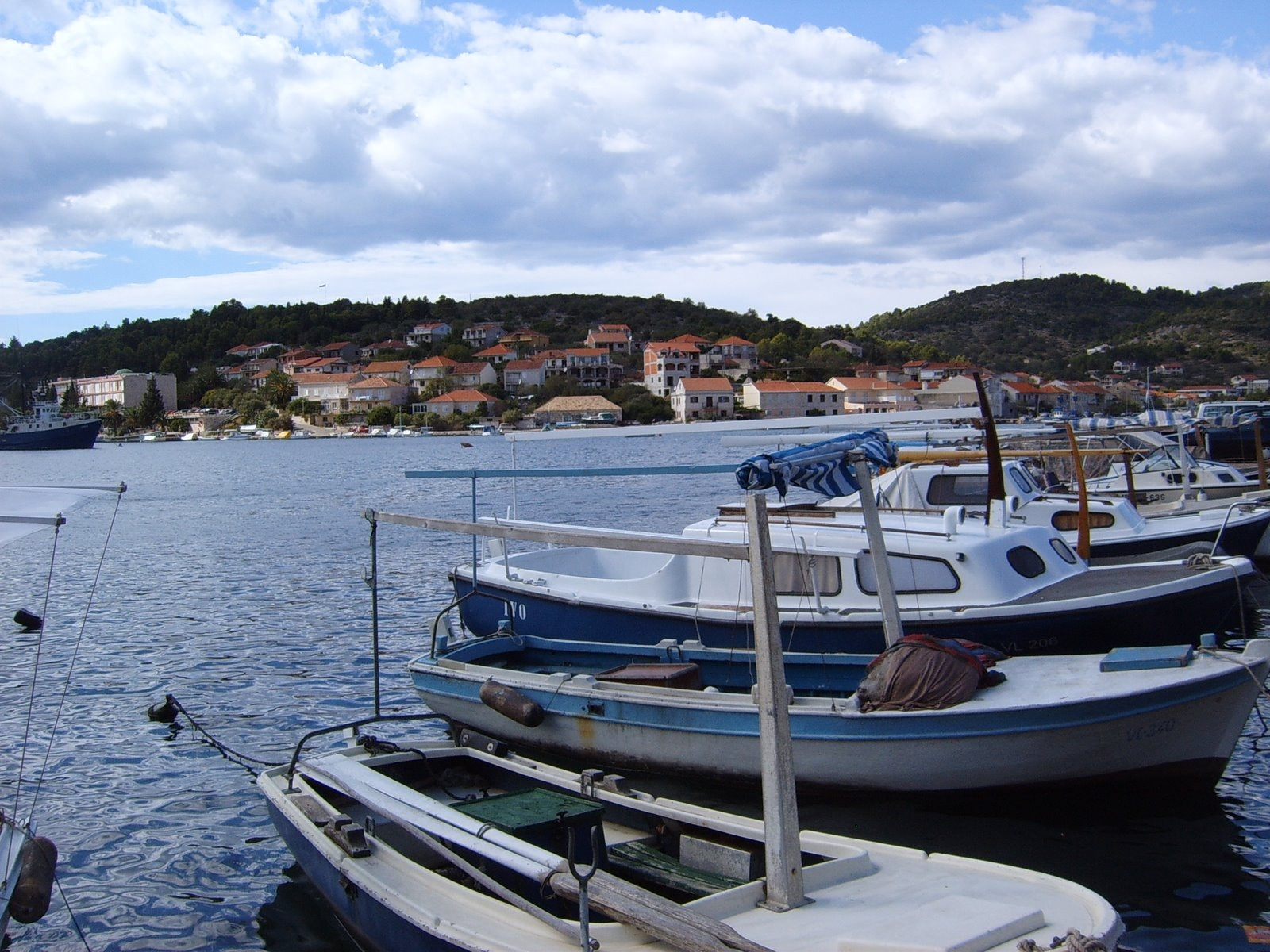 Катера в Вела-Лука, Хорватия. Фото 2 – фотографии Хорватии