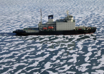 Атомный ледокол плывёт к Земле Франца-Иосифа – фотографии России