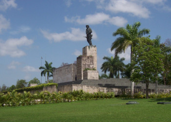 Достопримечательность в Санта-Клара, Куба – фотографии Кубы