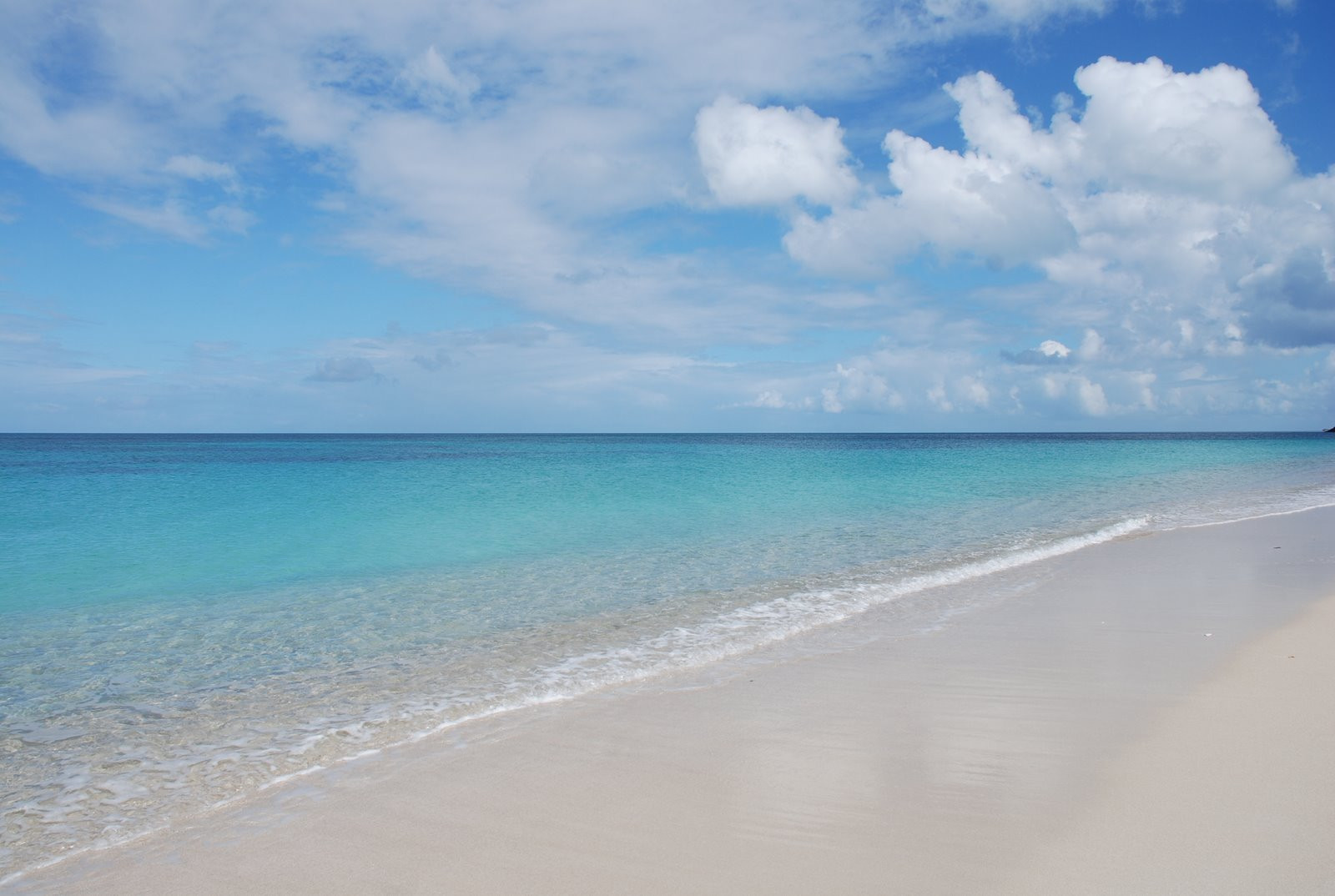 Море на острове Антигуа. Фото 10 – фотографии Антигуа и Барбуды