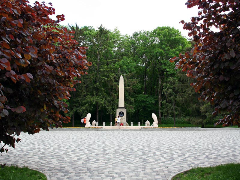 Место дуэли Лермонтова в Пятигорске. Фото 1 – фотографии России