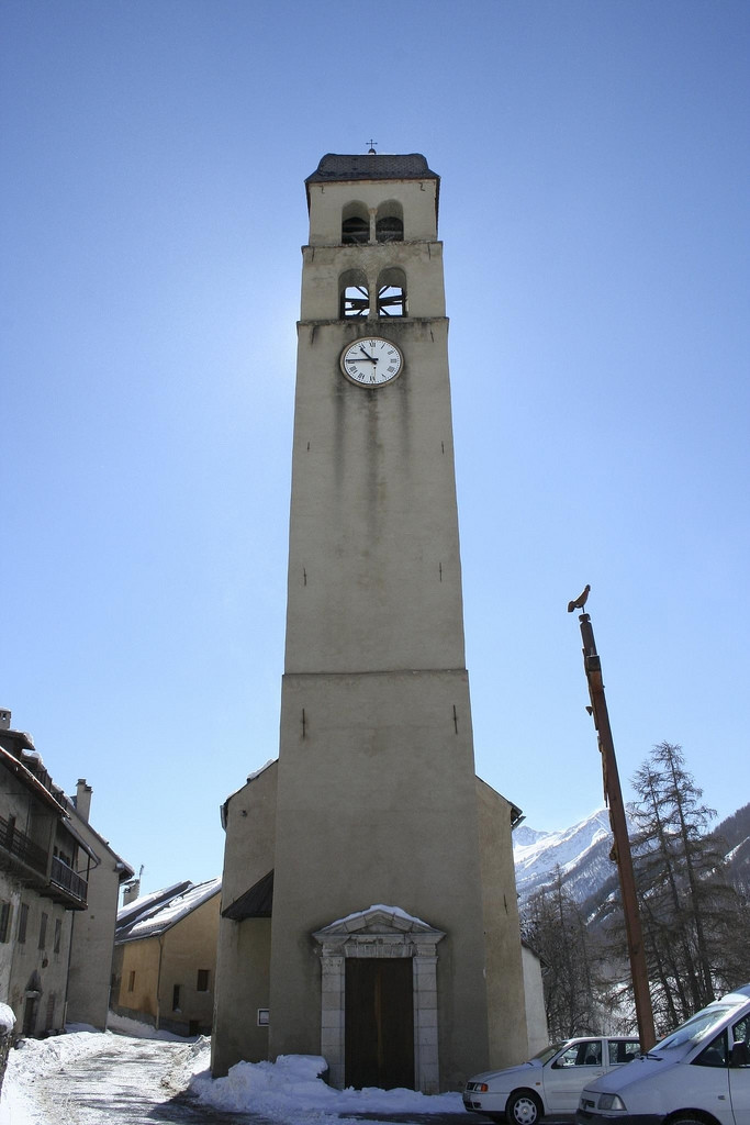 Церковь в Серр-Шевалье, Франция – фотографии Франции