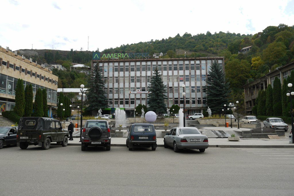 Площадь Дилижана, Армения – фотографии Армении