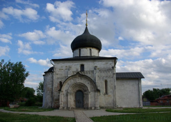 Георгиевский собор в Юрьев-Польский, Россия – фотографии России