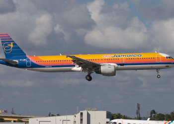 Самолет на Ямайке. Фото 6 – фотографии Ямайки