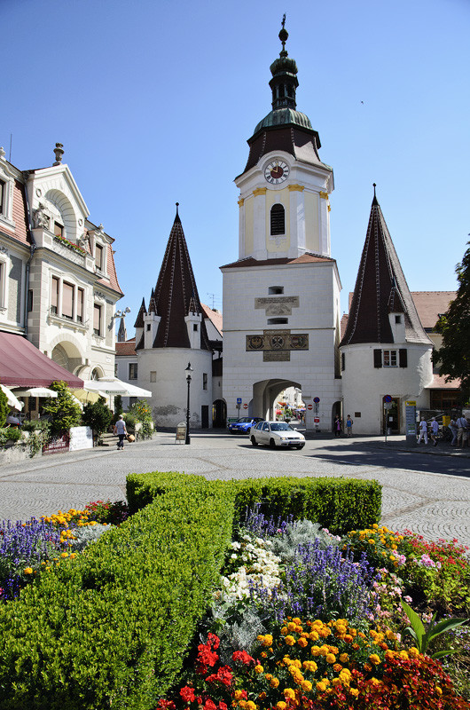 Ворота Штайнер-Тор (Steiner Tor) в Кремс-ан-дер-Донау – фотографии Австрии