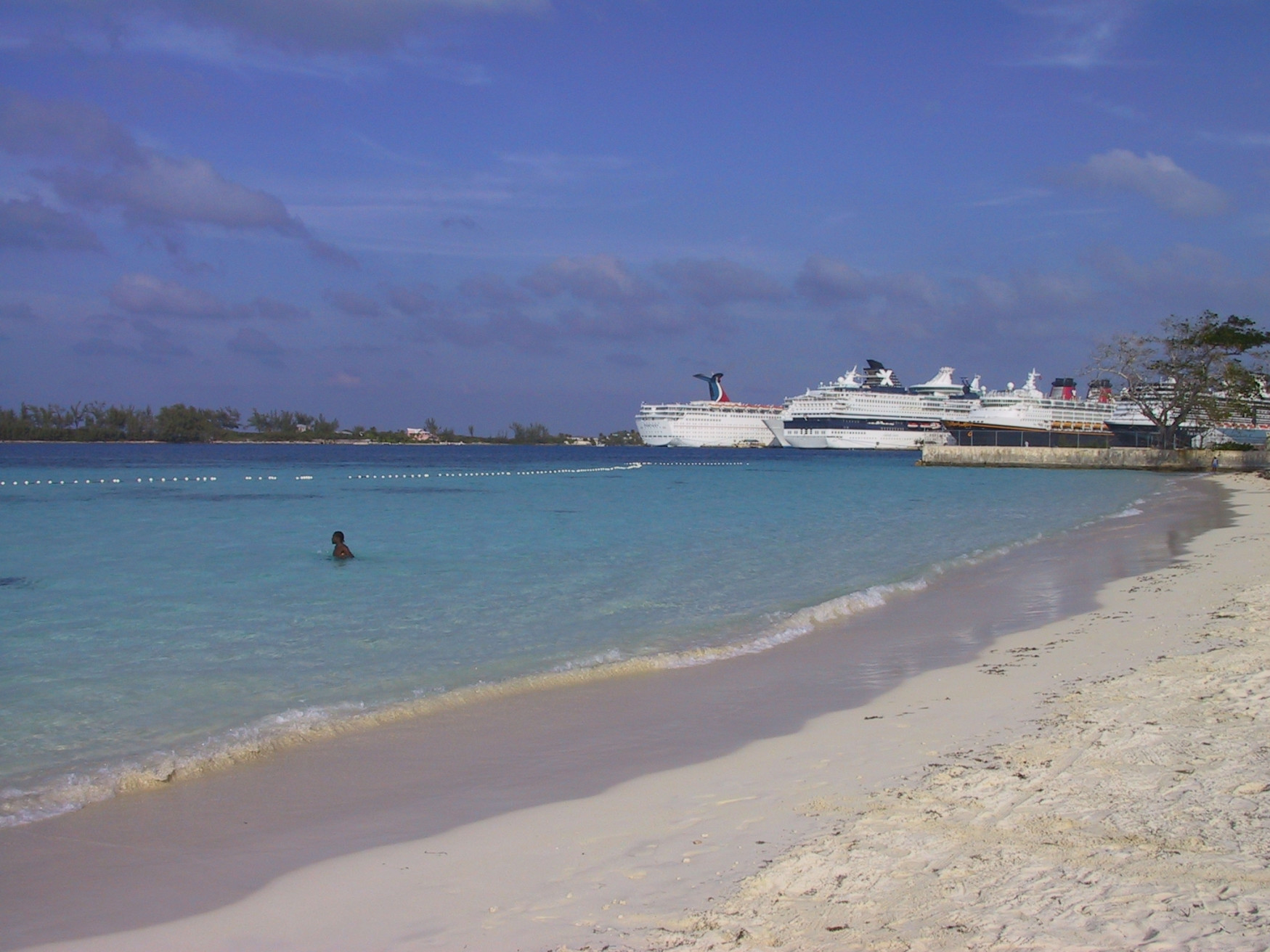 Корабли в Нью-Провиденс, Багамские острова. Фото 5 – фотографии Багамских островов