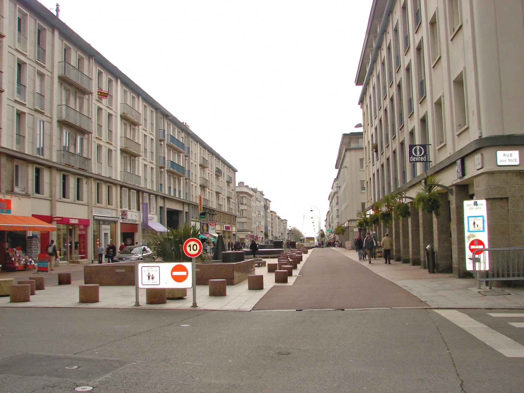 Дома в Бресте, Франция. Фото 1 – фотографии Франции