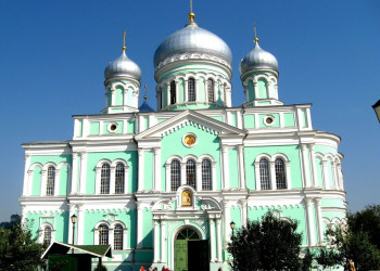 Храм в Серафимо-Дивеевском монастыре, Россия. Фото 11 – фотографии России