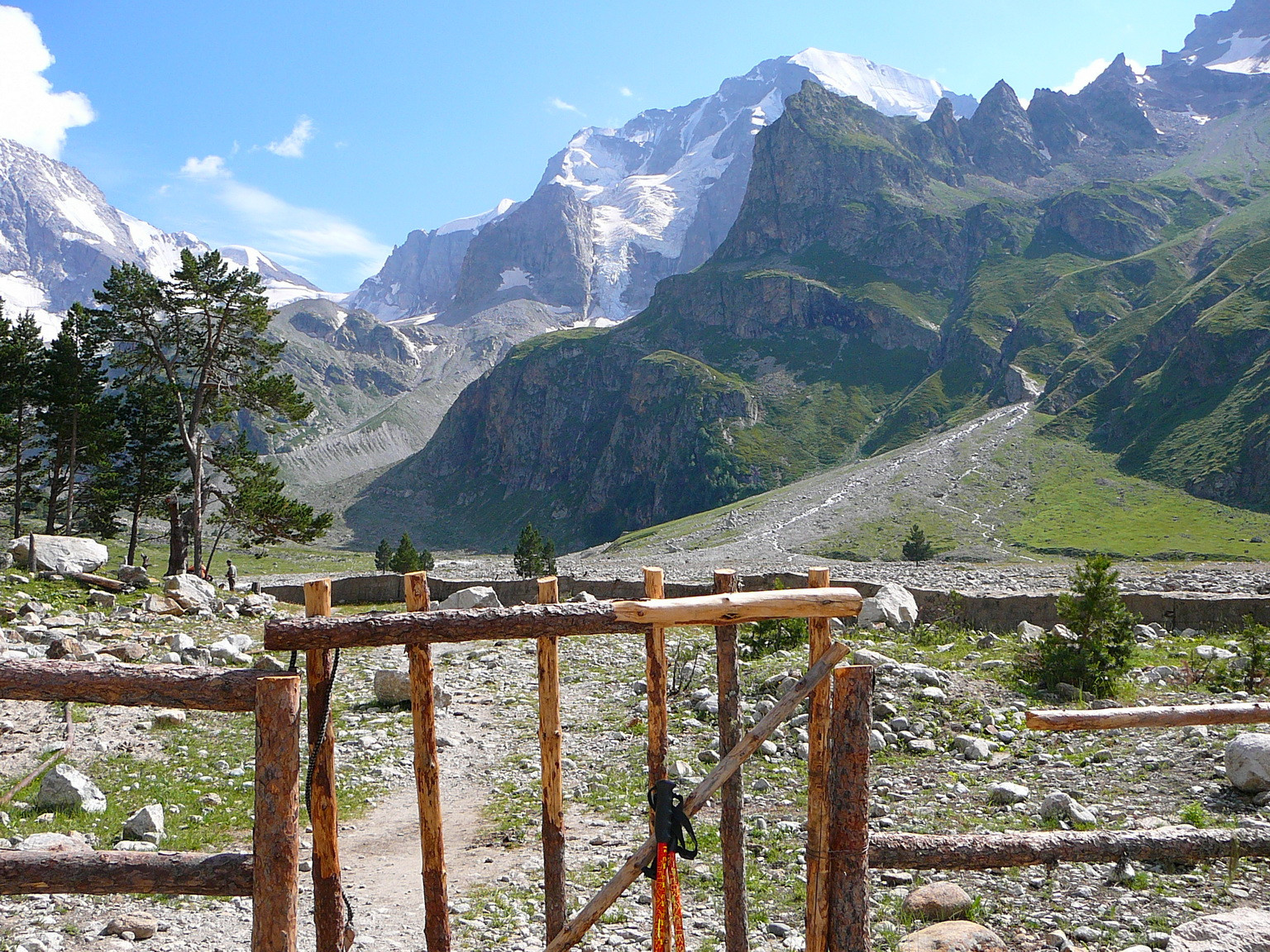 Гора Уллу-Тау, Россия. Фото 1 – фотографии России