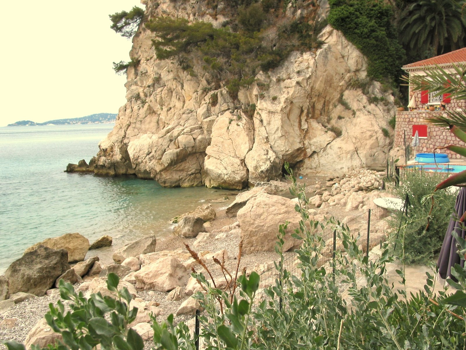 Скала в Кап-д'Ай, Франция. Фото 2 – фотографии Франции