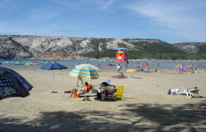 Пляж в Лопар, Хорватия – фотографии Хорватии