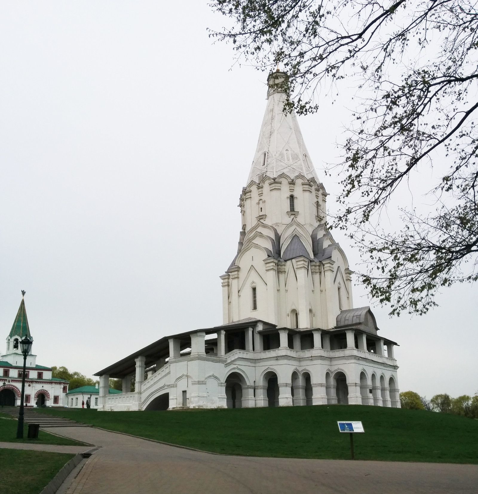 Церковь Вознесения Господня, парк Коломенское – фотографии России