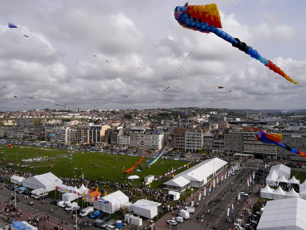 Праздник в Дьепе, Франция. Фото 3 – фотографии Франции