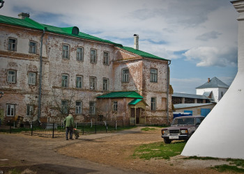 Дом в Желтоводском Макариевом монастыре, Россия – фотографии России