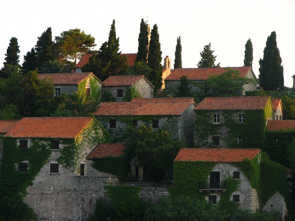 Дома в Святой Стефан, Черногория. Фото 39 – фотографии Черногории