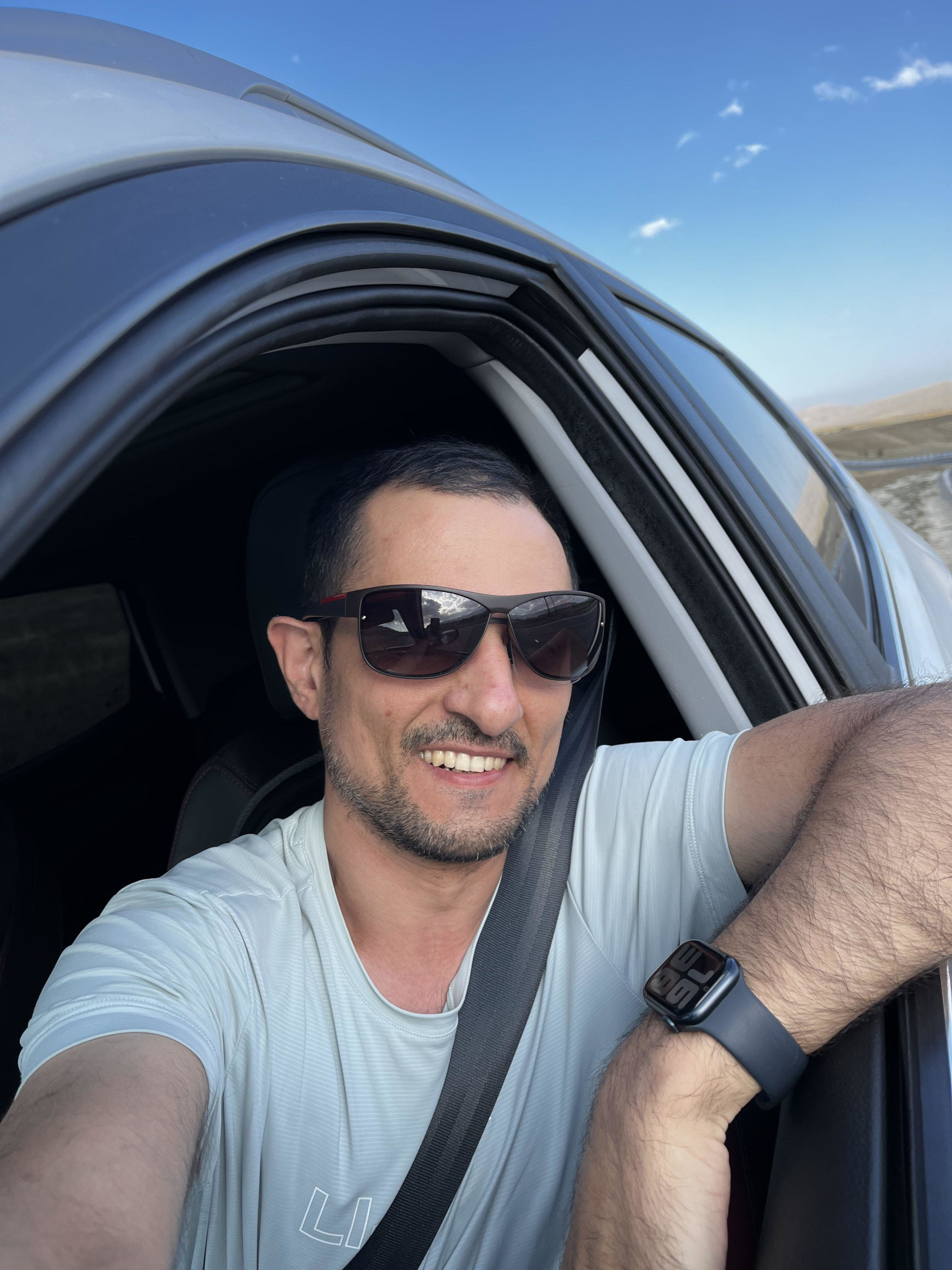 Зачем выходить из машины?! И так все хорошо видно! – фотографии