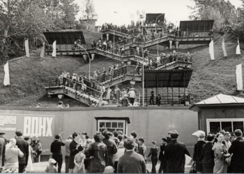 Барнаул, Главный вход на ВДНХ в 1950-е годы – фотографии России