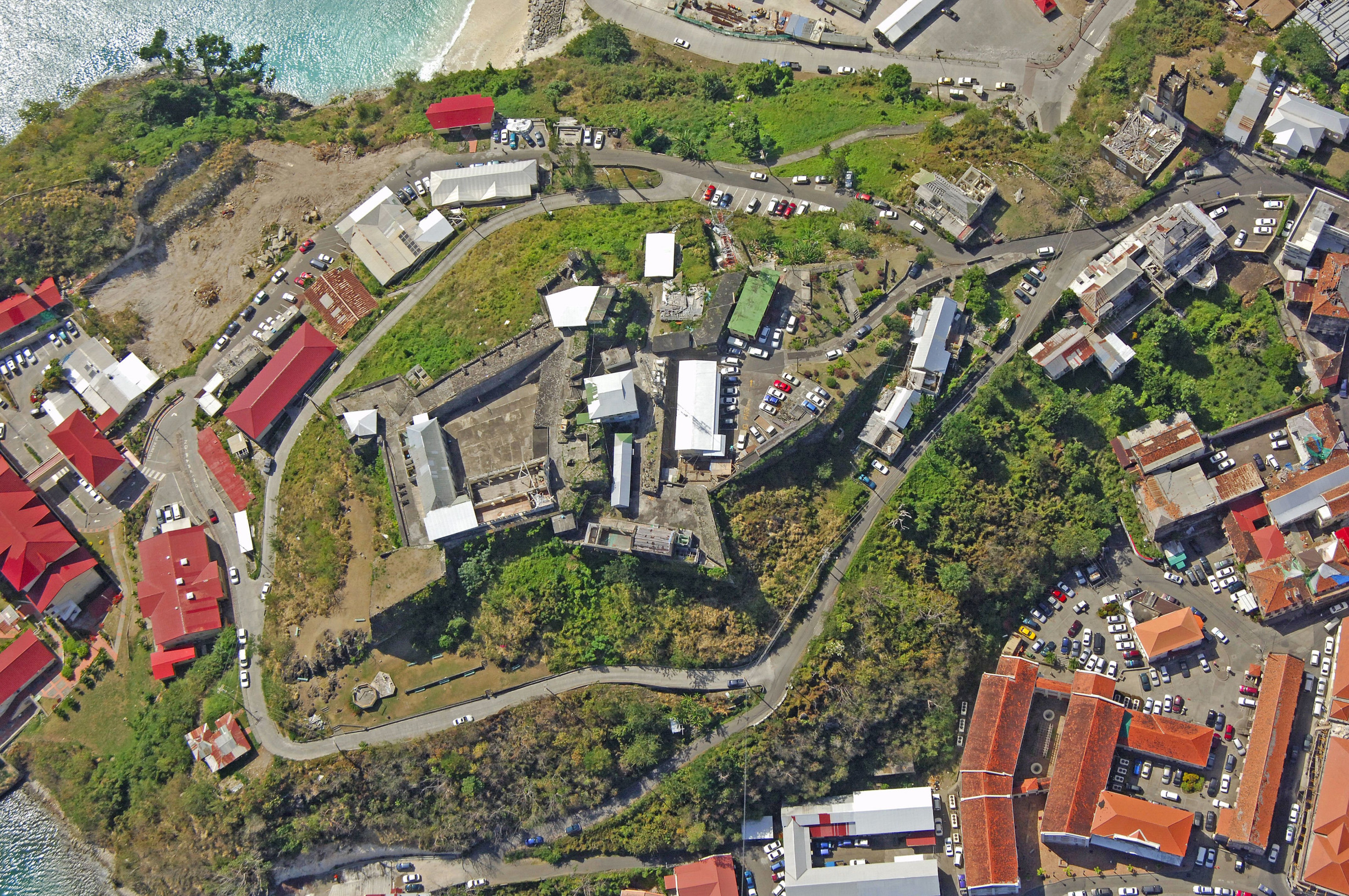 Форт в Гренаде, вид сверху – фотографии Гренады