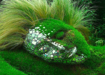 У входа в поместье Затерянные сады Хелигана в Англии раскинулись фруктовые деревья – фотографии Великобритании