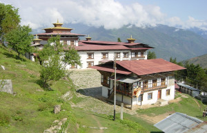 Крепость Монгар-дзонг – фотографии Бутана