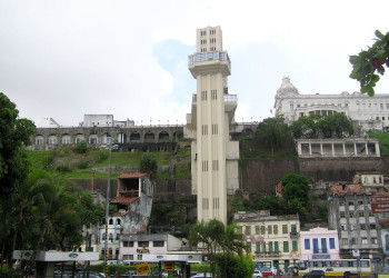 Лифт Ласерда (Elevador Lacerda) – фотографии Бразилии