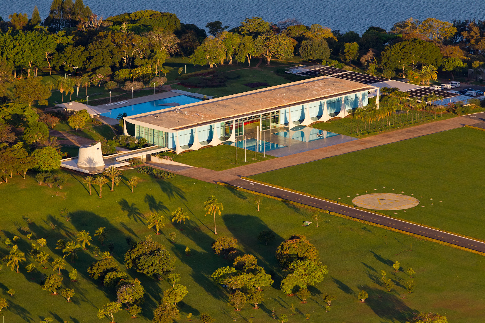 Дворец Алворада (Palácio da Alvorada) – фотографии Бразилии