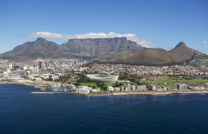 Плоская вершина Столовой горы (Table Mountain), Кейптаун, ЮАР – фотографии ЮАР