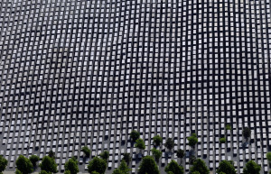 Огромный мемориал жертвам Холокоста в Берлине – фотографии Германии