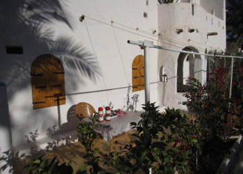 Двор местного жителя. Мзаб долина. Алжир – фотографии Алжира