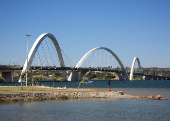 Мост Жуселину Кубичек (Juscelino Kubitschek bridge) в Бразилиа – фотографии Бразилии