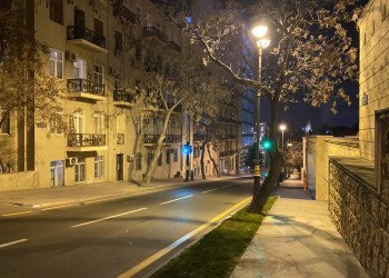 Вечерние улицы Баку, чисто и красиво – фотографии Азербайджана