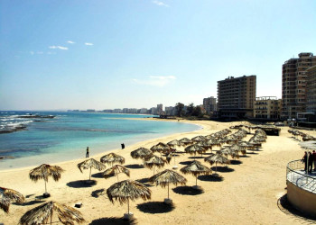 Разрушающийся туристический центр Фамагуста, Кипр – фотографии Кипра