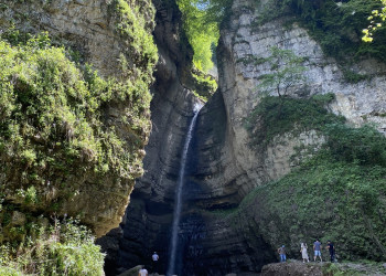 Малый Чегемский водопад или Адай-Су – фотографии России