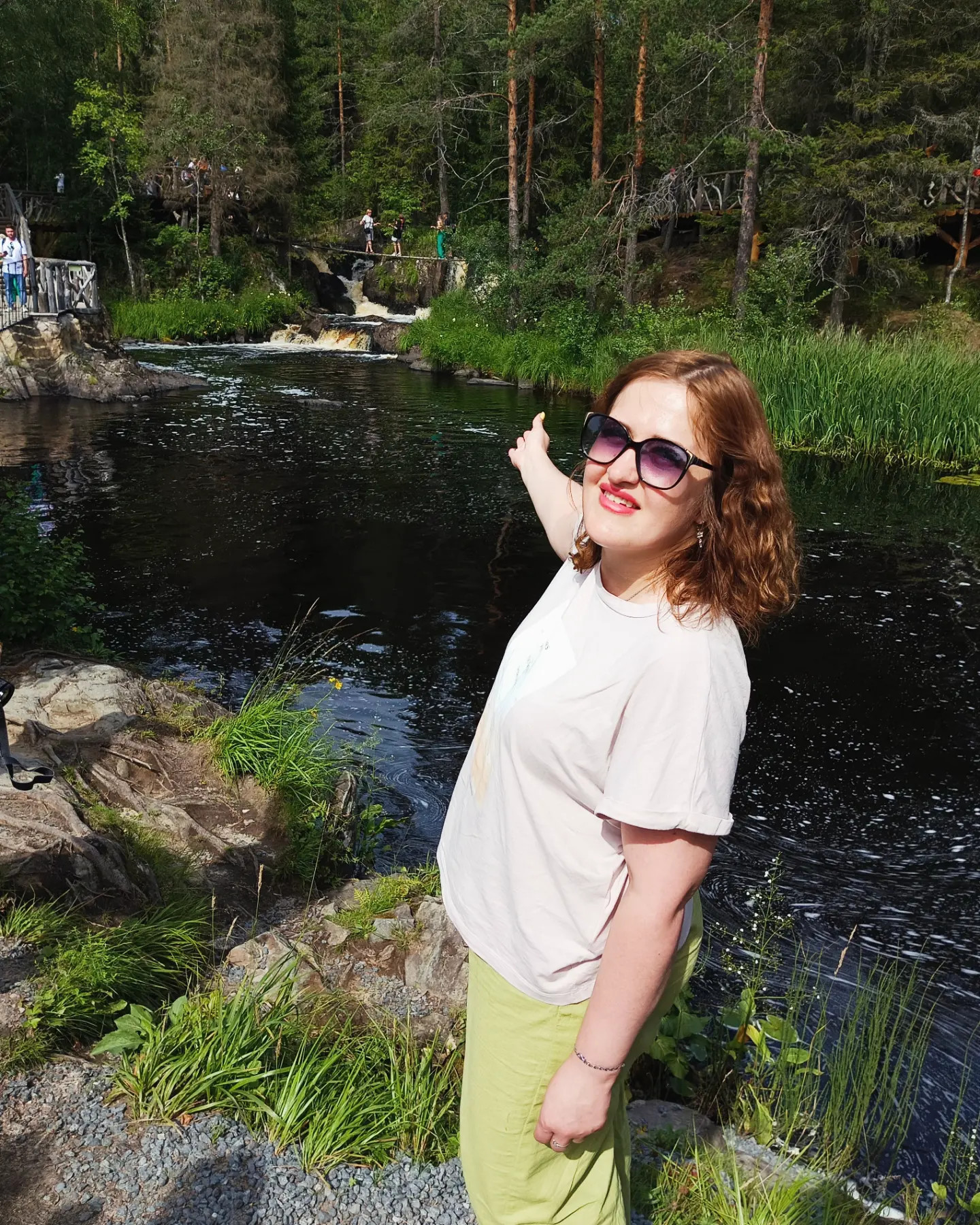 Рускеальские водопады – фотографии