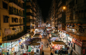 Уникальный Ночной рынок (Temple Street Market), Гонконг, Китай – фотографии Китая