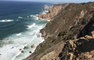 Вид со смотровой площадки мыса Рока (Cabo da Roca) в Португалии – фотографии Португалии