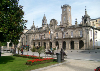Городская ратуша Луго – фотографии Испании