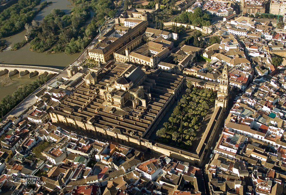 Мескита 19 – фотографии Испании