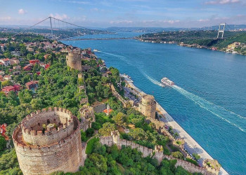 Румельская крепость в Стамбуле, вид сверху – фотографии Турции