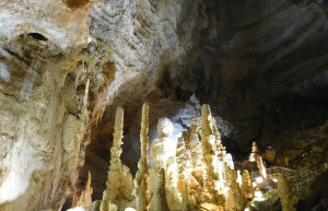 Потрясающие пещеры Фрасасси (Frasassi Caves), регион Марке, Италия – фотографии Италии