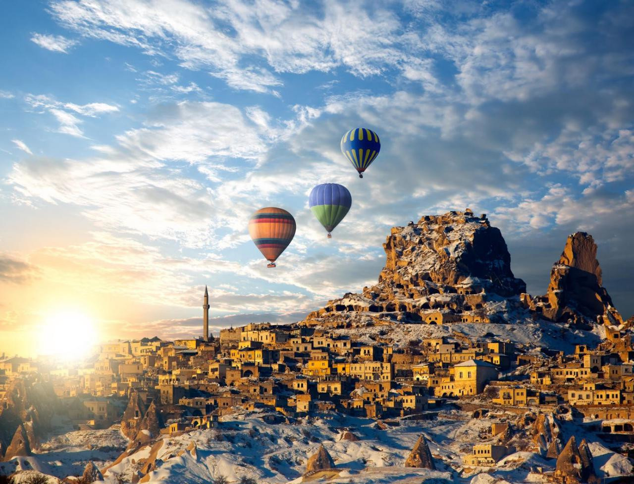Скальные образования Каппадокии стали местом сокрытия первых христиан от преследований римлян – фотографии Турции