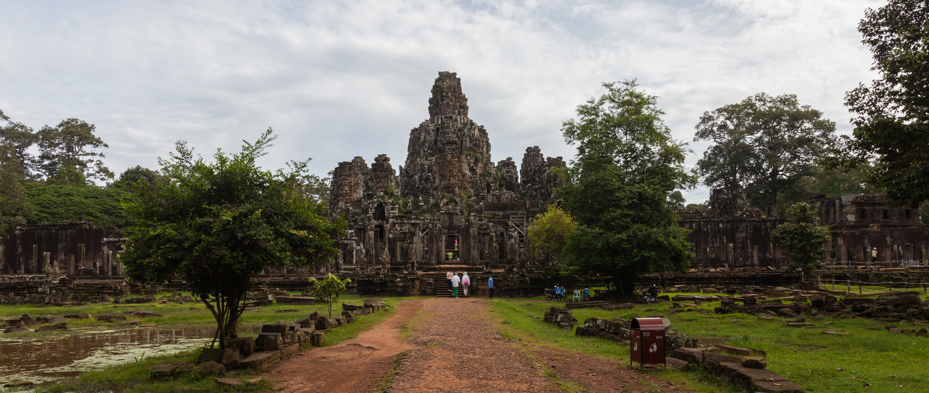 Храм Байон (Bayon) в Сиемреап, Камбоджа – фотографии Камбоджи