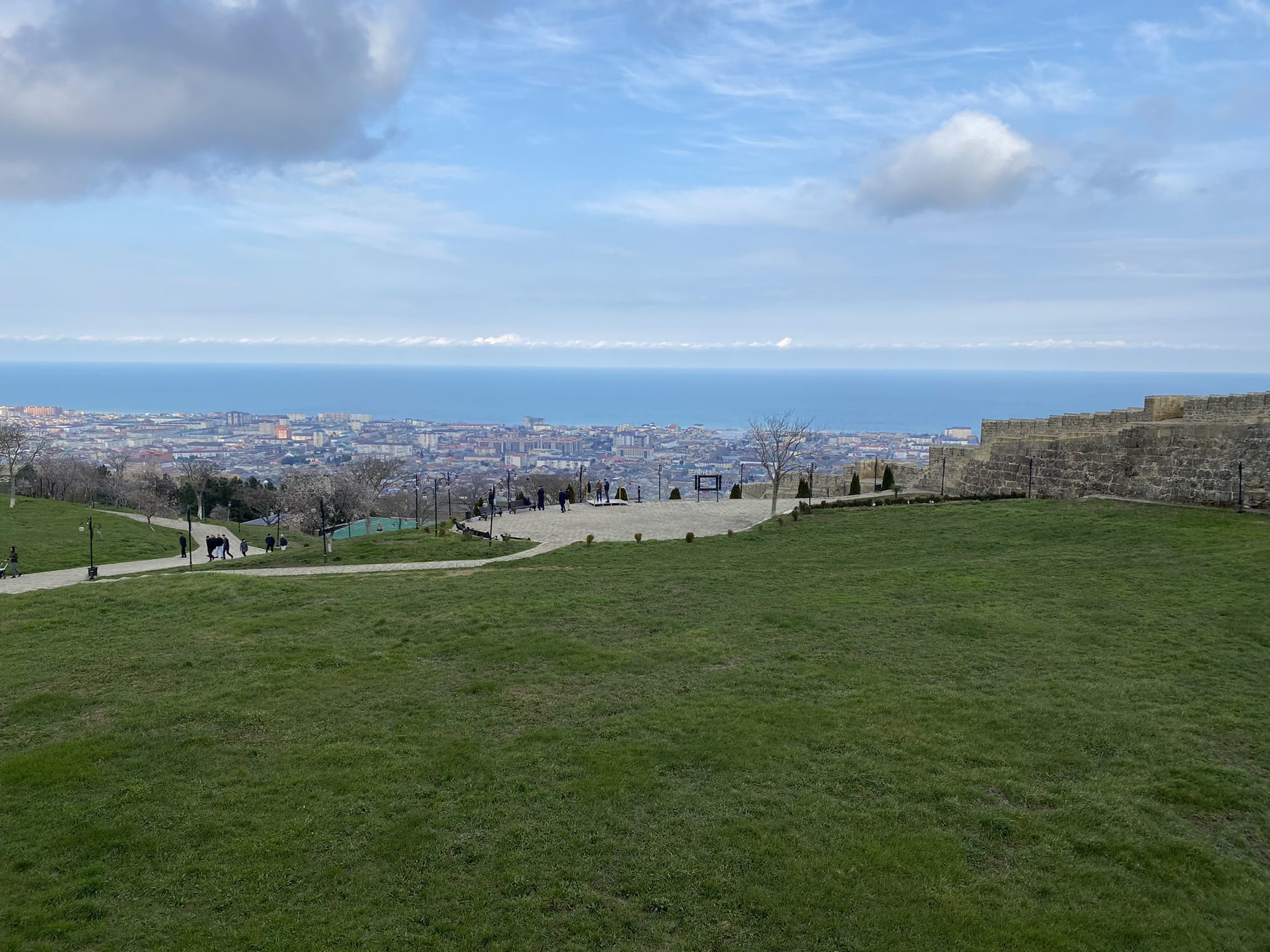 Нарын-кала, вид на верхнюю смотровую площадку – фотографии России