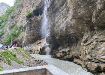 Большой Чегемский водопад в Кабардино-Балкарии – фотографии России